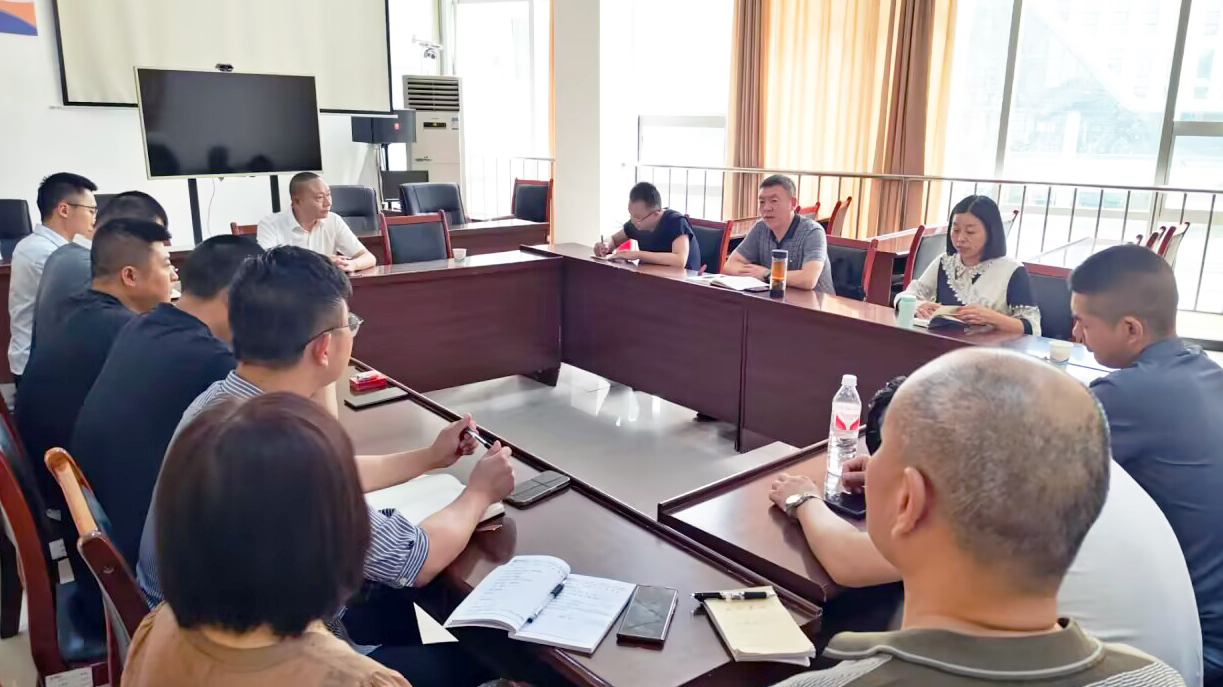 遂宁市邮政治理局在瓦力游戏蓬溪运业组织召开邮政调研座谈会