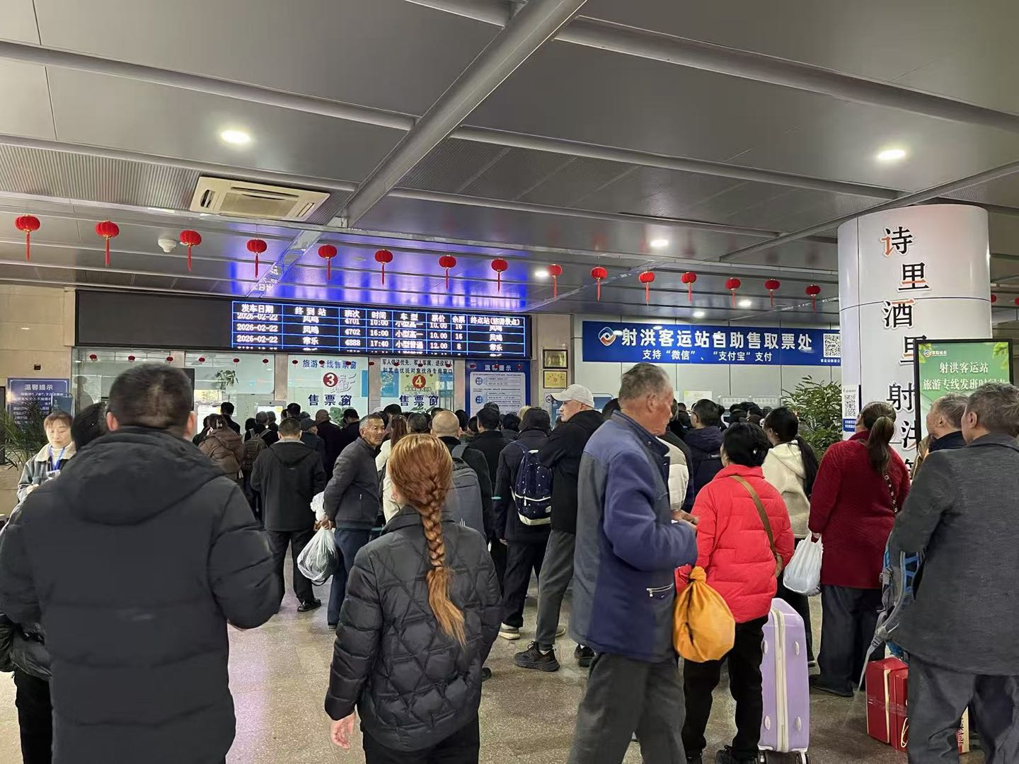 每一公里归途，都有他们的坚守